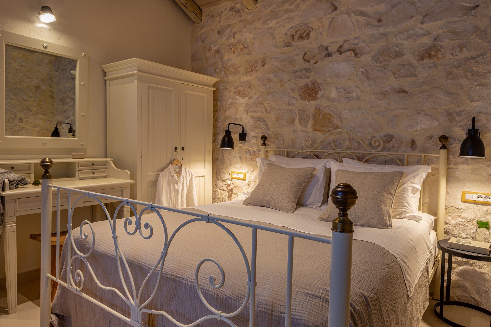 Superior Apartment: bedroom