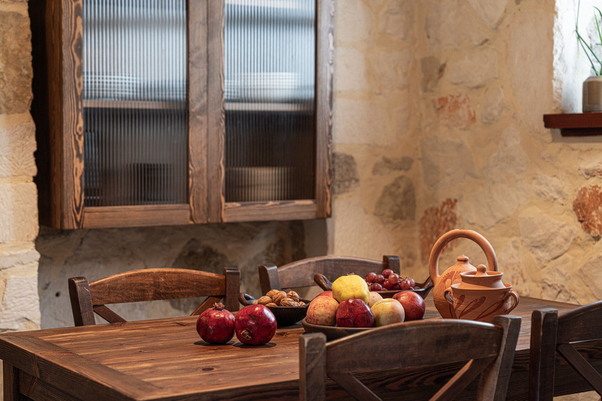 Superior Villa: dining area